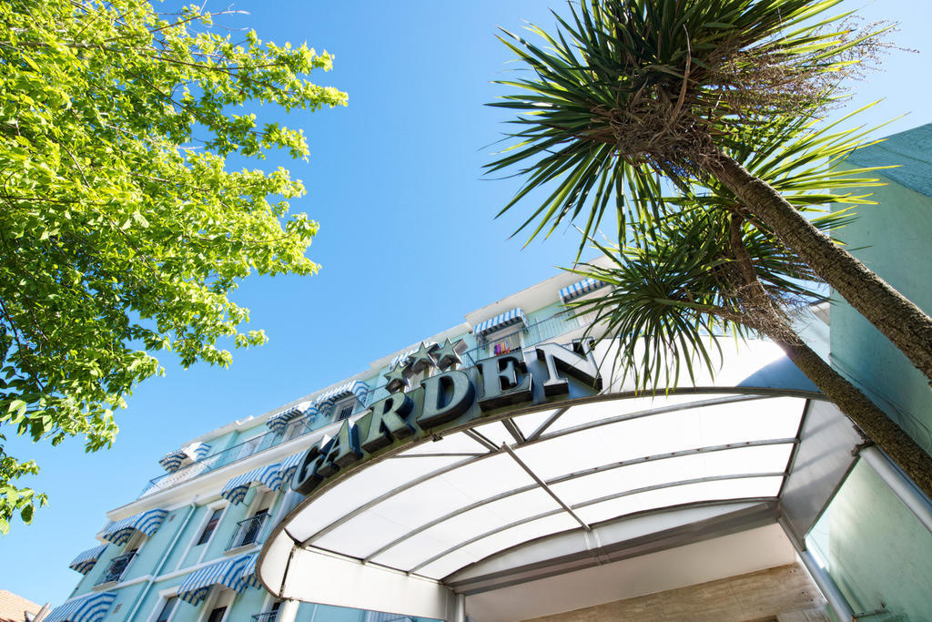 Hotel Garden Cattolica Exterior foto