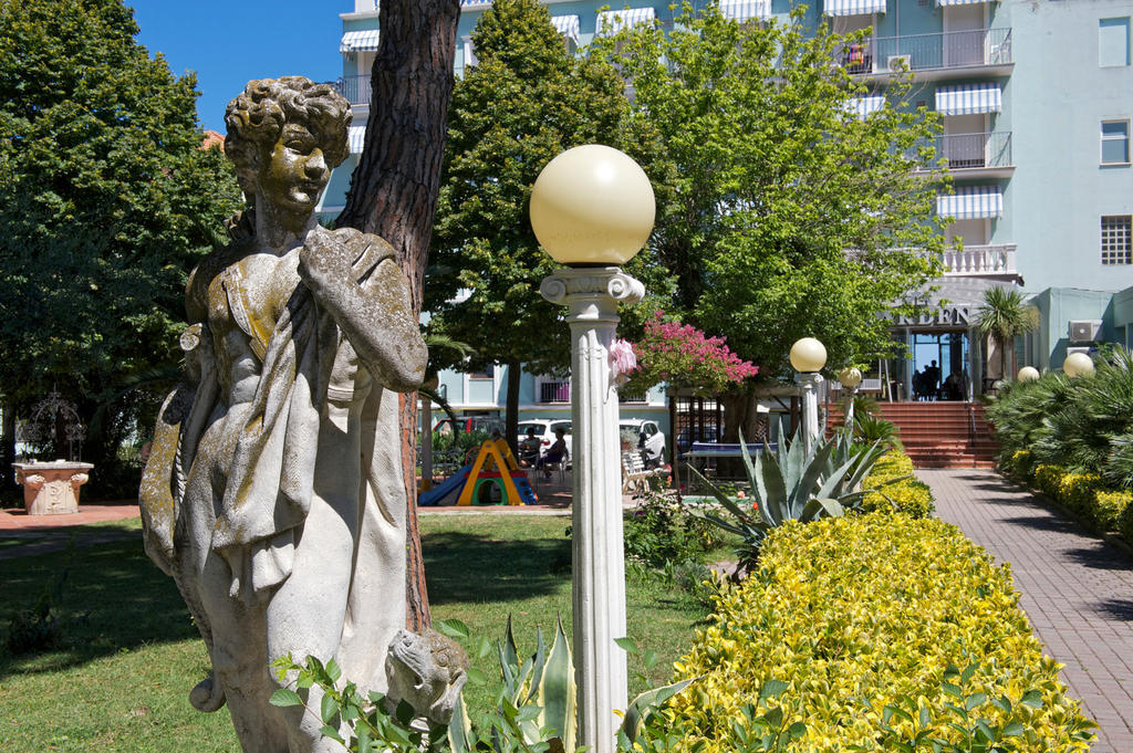 Hotel Garden Cattolica Exterior foto